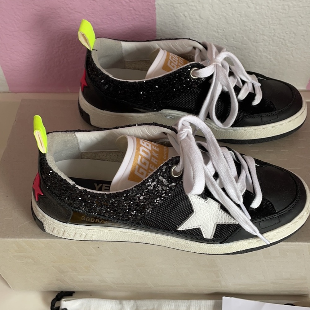 Golden Goose Sneakers YEAH Black White Glitter Star 37 7 Authentic